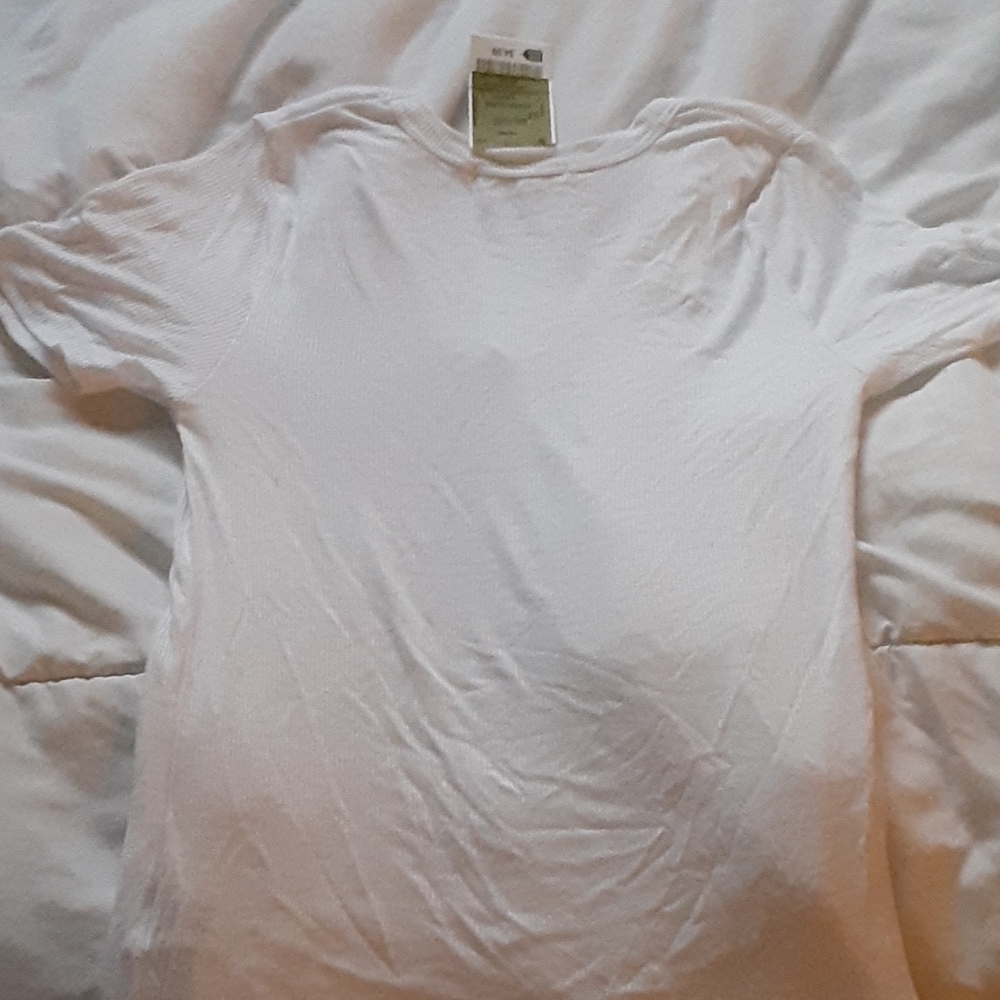 White T - Picture 3 of 4